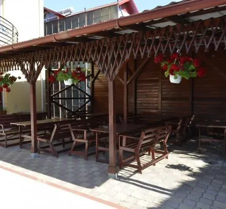 Talisman Hotel *