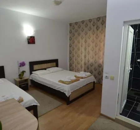 Talisman Hotel *